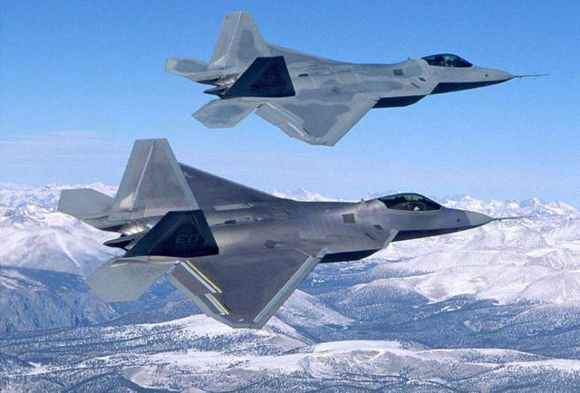 美军F22靠近委内瑞拉，被中国制造的雷达发现，