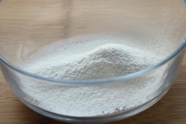 戚风蛋糕这样做，简单易成功，口感绵软湿润，做多少次都不会失败