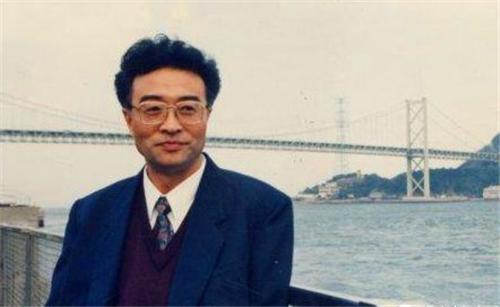 新中国第一位巨贪刘青山，死后留下3个儿子，现