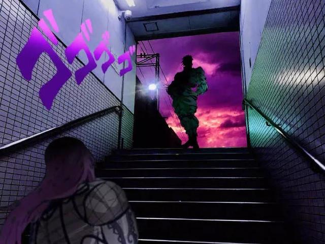 日本台风天气惊现奇幻天空：宛如次元壁打破，魔界降临