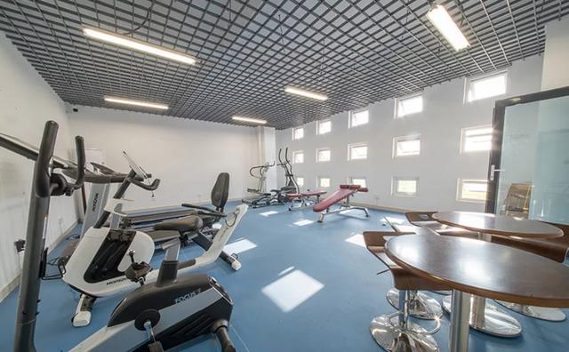 学生宿舍还有跃层双人间，眉山这所大学让隔壁学校羡慕哭了