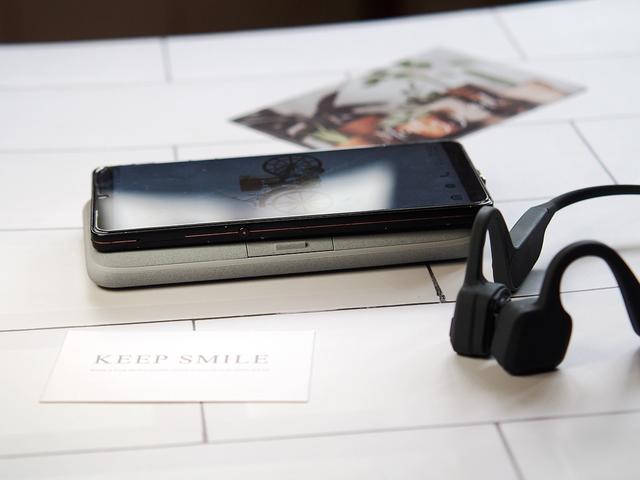 手机支架、无线快充南卡这款充电宝神了