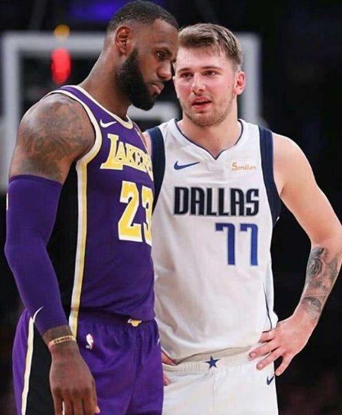 35歲的詹姆斯肌肉依舊強悍，碾壓年輕球員，希臘怪獸也不是對手啊！-黑特籃球-NBA新聞影音圖片分享社區