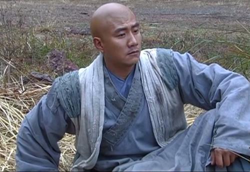 朱元璋出上联：老子天下第一，大臣答出下联，朱元璋：拖出去斩了