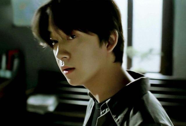 知名男星近况流出，身材一“胖”不复返，网友直呼：求你快减肥吧