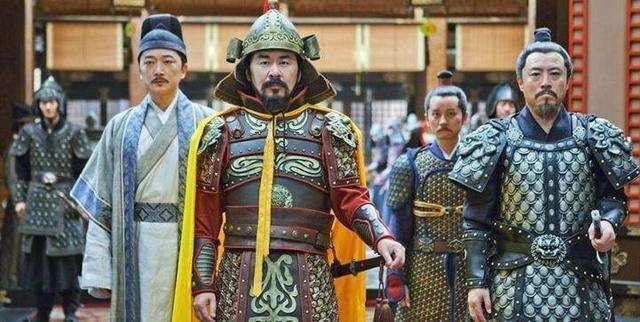 老和尚把钱给一乞丐说：往北走，有奇遇，后乞丐成开国皇帝