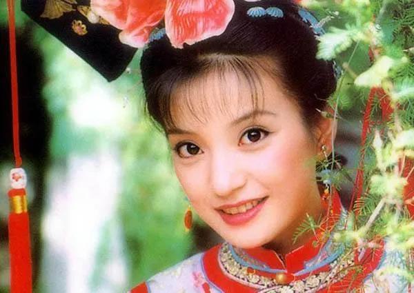 宁静赵薇秦岚周迅她们的眼睛为啥这么美