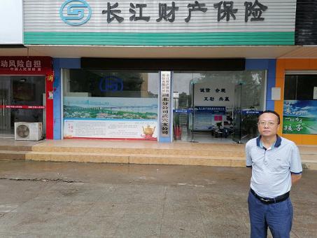 湖北武穴：郭林云与歹徒搏斗中3刀，两年从军，军魂入骨