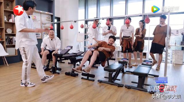 《极挑6》彻底放弃治疗？郭京飞雷佳音照剧本念台词，装都不装了