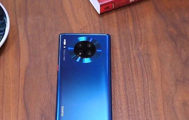 被自己撂倒？华为Mate30Pro再次刷新价格，这次吐槽声增加了许多