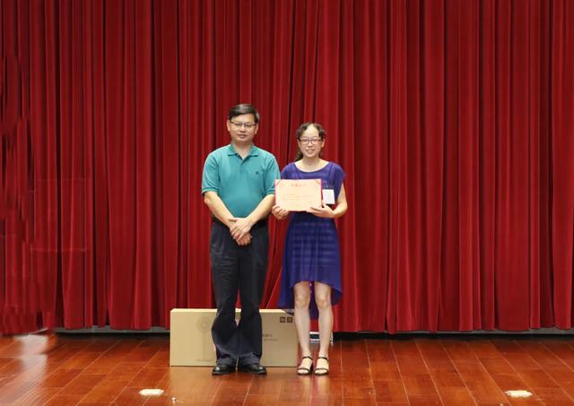 以赛促学，以学促长，展护理风采