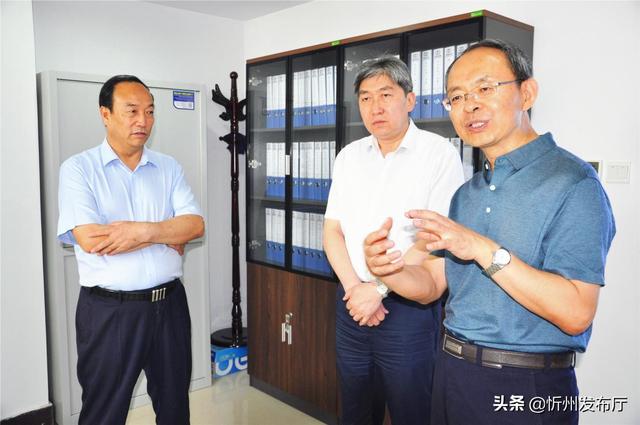 转型升级蹚新路砥砺前行促发展