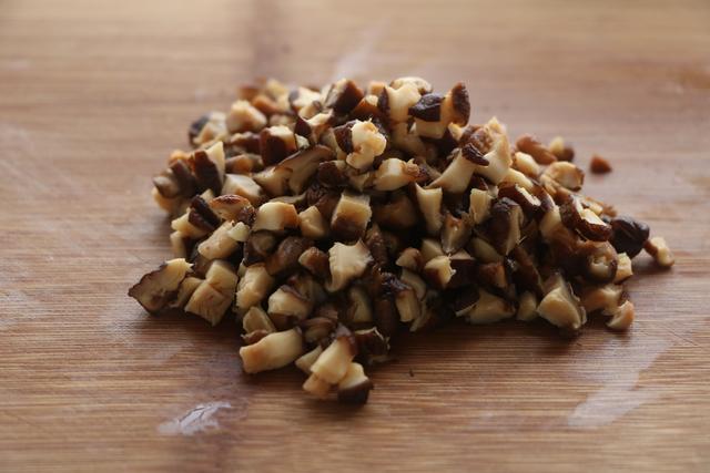 剩米炒著吃，加2的子皮，口一，好吃又，太香