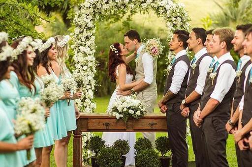 “嫁我儿子得听我的”：婚礼上婆婆立规矩，儿