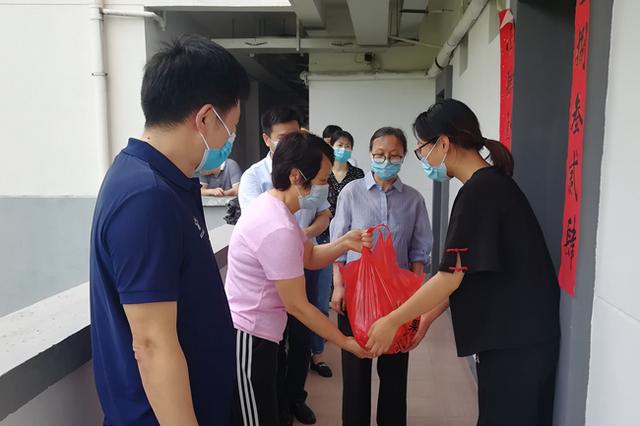 如此宠学生！这波操作真暖心…