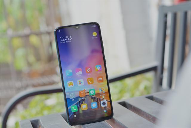 又一科技巨头成功逆袭！8个月卖出3000万台，友商