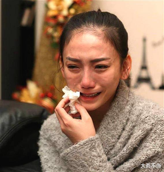 她吸毒4年致鼻腔穿孔尿失禁，“卖肉”赚钱却被嫌太贵400块钱走人