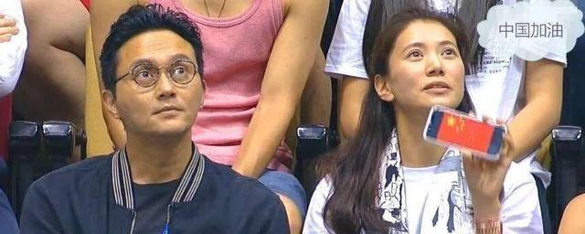 被质疑为圈钱假爱国？网友问是否认识简体字，袁咏仪：我是中国人