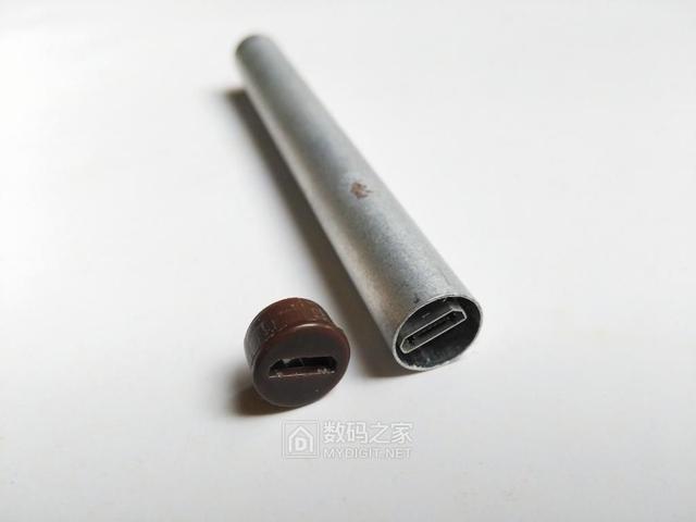 轻轻一吹即可点燃，现代火折子USB充电打火机拆