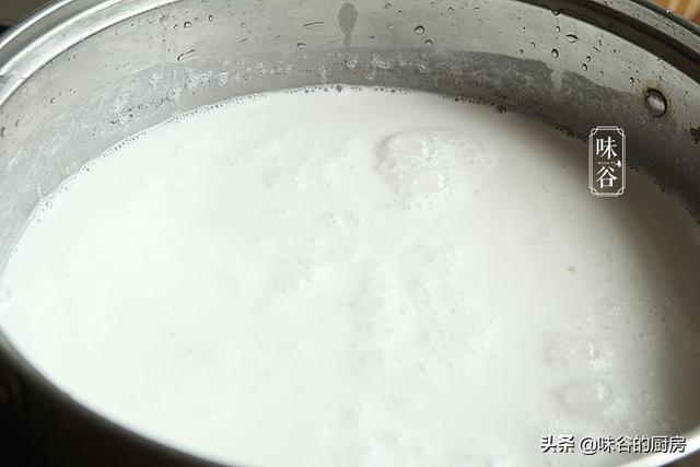 广东早茶必备的糕点，咸香软糯又不腻，一吃忘不掉，学会了不用买