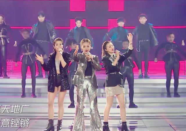 《姐姐》伊能静被吐槽镜头多，爱说教，输不起