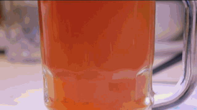 �������ض�40������ħ������ʳ���̵㣬��ǵö���