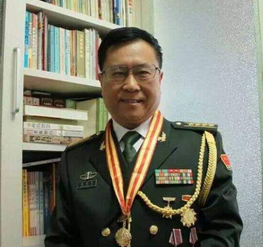 又来个牛人！比胡锡进还狠，九大核反击招数招