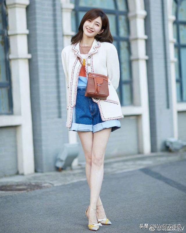 国内娱乐圈里这些美腿的姐姐们，你慕了吗？手