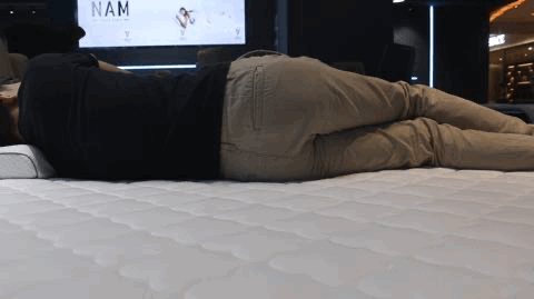 好物评测丨意大利N.A.M床垫，美貌与实力并存，来一个轻奢好梦