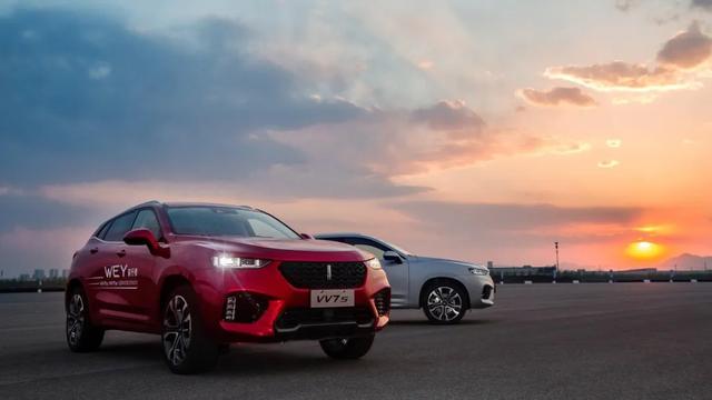 “我买了辆蔚来，却不敢发朋友圈……”