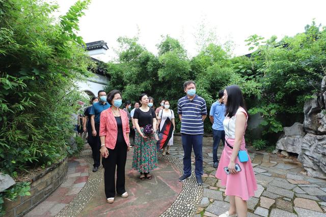 南昌市洪都中医院开展“清风讲堂”系列活动