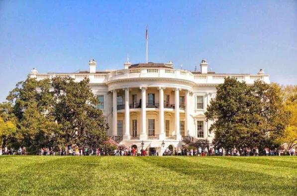 俄罗斯对美国出手，大批美国企业面临倒闭，损