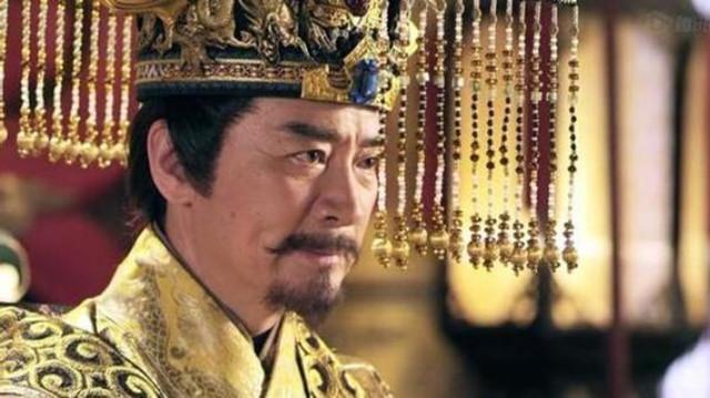 老和尚把钱给一乞丐说：往北走，有奇遇，后乞丐成开国皇帝