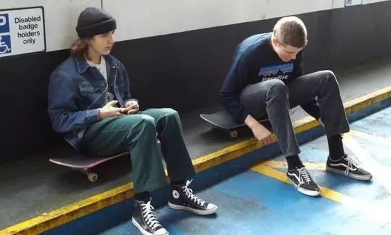 想要魔鬼的步伐？滑板鞋摩擦