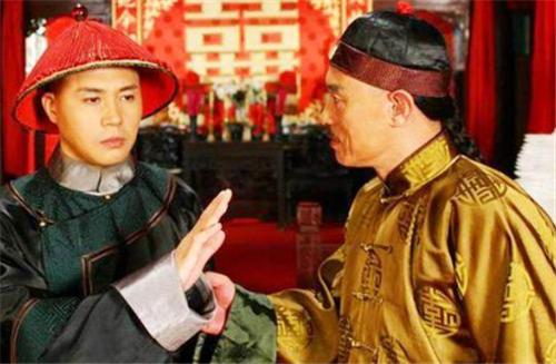 清朝奇人：闲着无聊花钱买了个官当，后来竟成