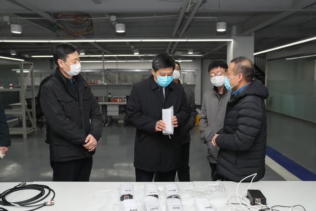 区委书记韩伟到济南新材料产业园区督导复工企业疫情防控工作