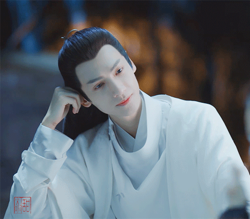 罗云熙的《月上重火》：这样的上官透是否有撩