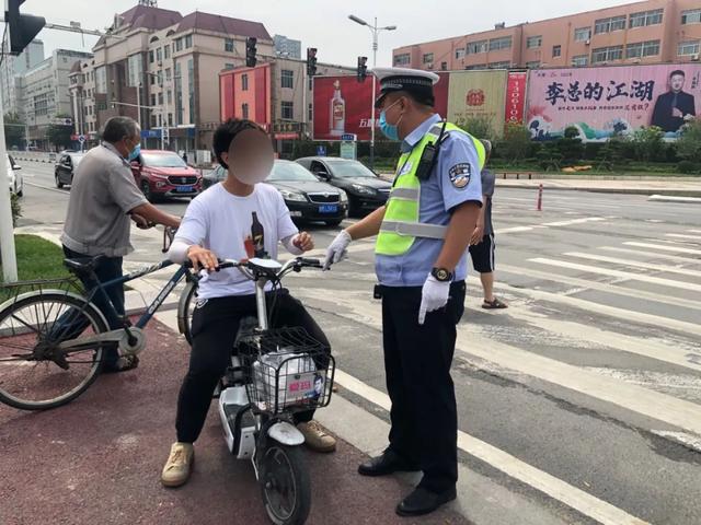 创城一线丨滨州公安全警上岗执勤 为城市文明奋斗！
