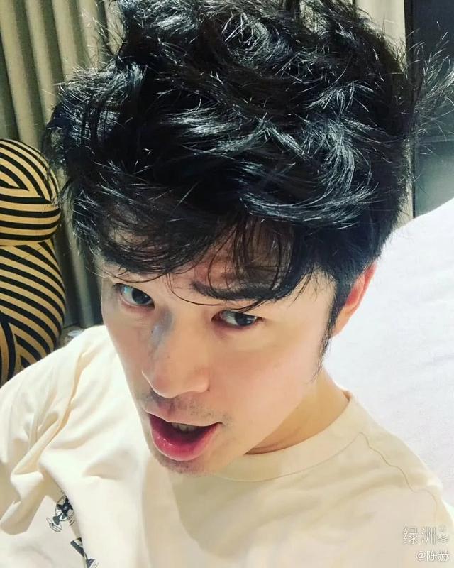 离开《奔跑吧》的几位如今很少现身，唯独陈赫转头参加另一档综艺