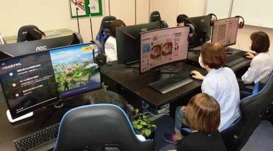 日本要开一家只服务老人的老年电竞网吧，网友