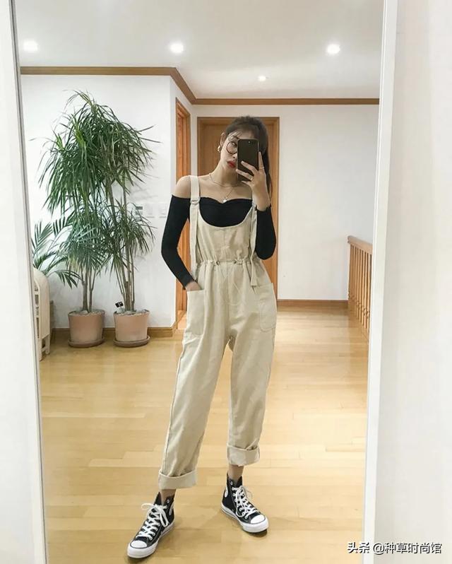 比“吊带”还撩的短上衣来了！男朋友都把持不