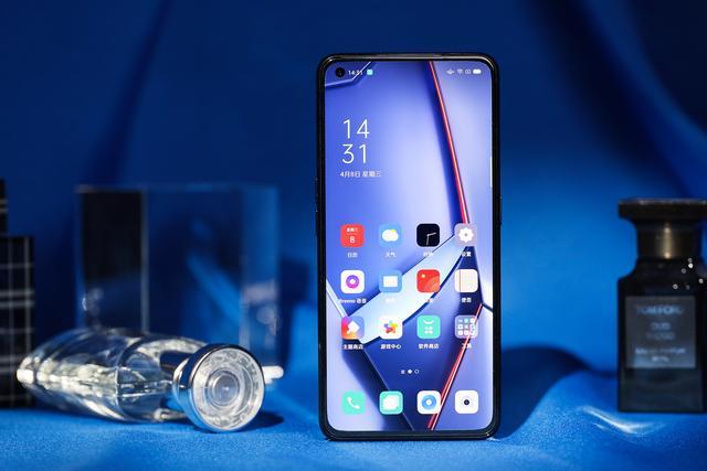 oppo一反常态，疑似要揭掉高价低配的帽子，这款手机就是征兆