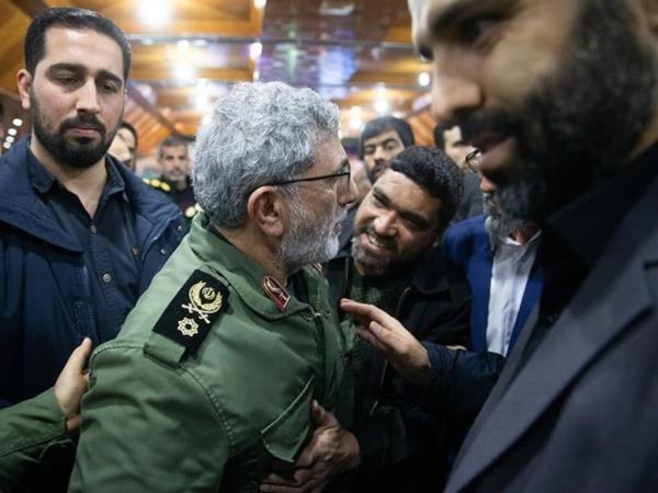 伊向特朗普等数十人发通缉令，将军坐镇清除内鬼，一个不留全处死