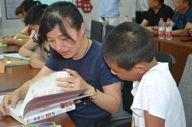 丹陽陵口鎮(zhèn)：點亮一盞心燈，照亮貧困學(xué)子未來
