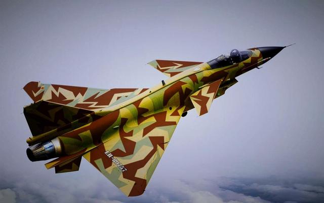 媒体列出歼10C战机一长串优点：对比F-16V优势明显