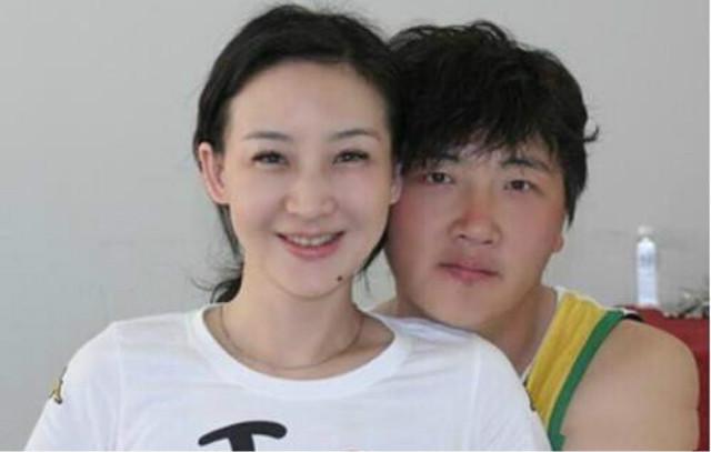 "虚伪"的孙楠：成名弃初恋、婚内还出轨？今又狠心"毁"掉亲生女儿