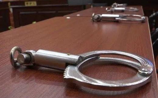 杭州杀妻嫌犯疑似涉及另一桩命案|杭州杀妻嫌犯事后买创可贴洗洁精 杭州杀妻碎尸案细节全过程曝光！大批租户搬离杭州杀妻案公寓