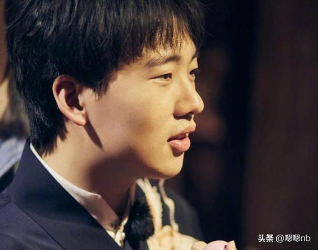 郭德纲携德云男团拍摄新综艺，导演请来了严敏，观众：不要剪辑