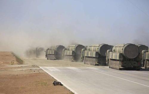 又来个牛人！比胡锡进还狠，九大核反击招数招