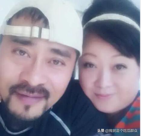 58岁女演员张海燕疑包养鲜肉男模，爱称妈咪儿子，受得了吗？